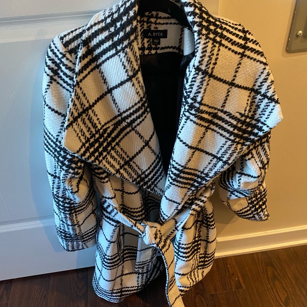 A. Byer Black and White Wrap Coat